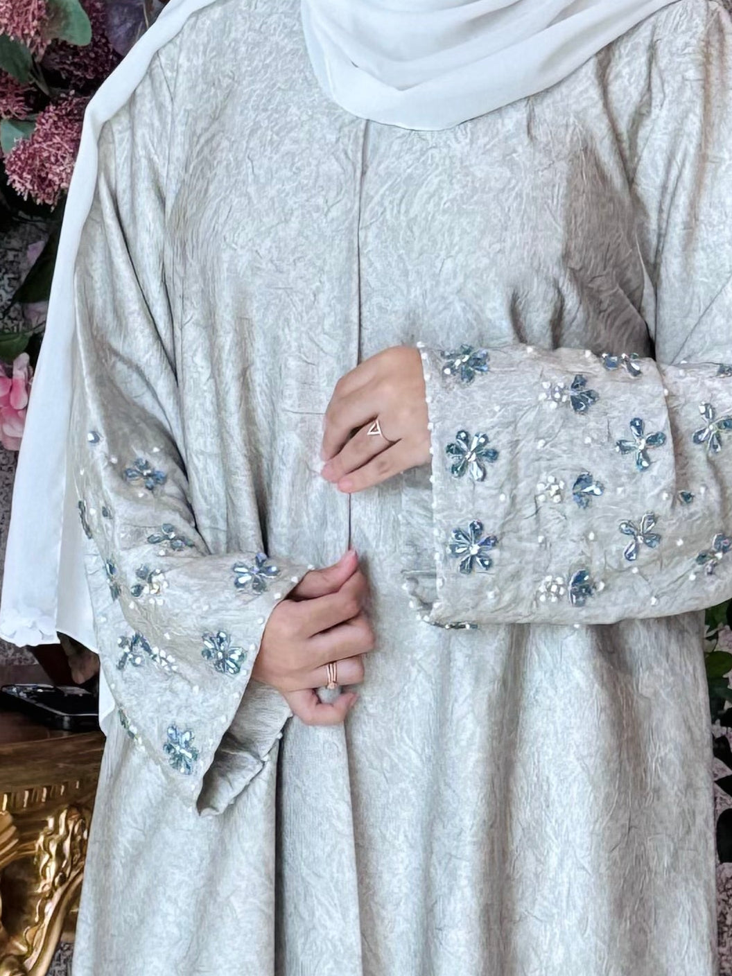Wārdah - Lumière Collection