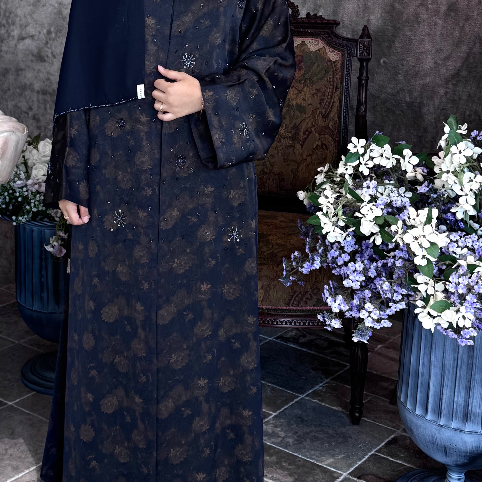 Nīl - Lumière Collection