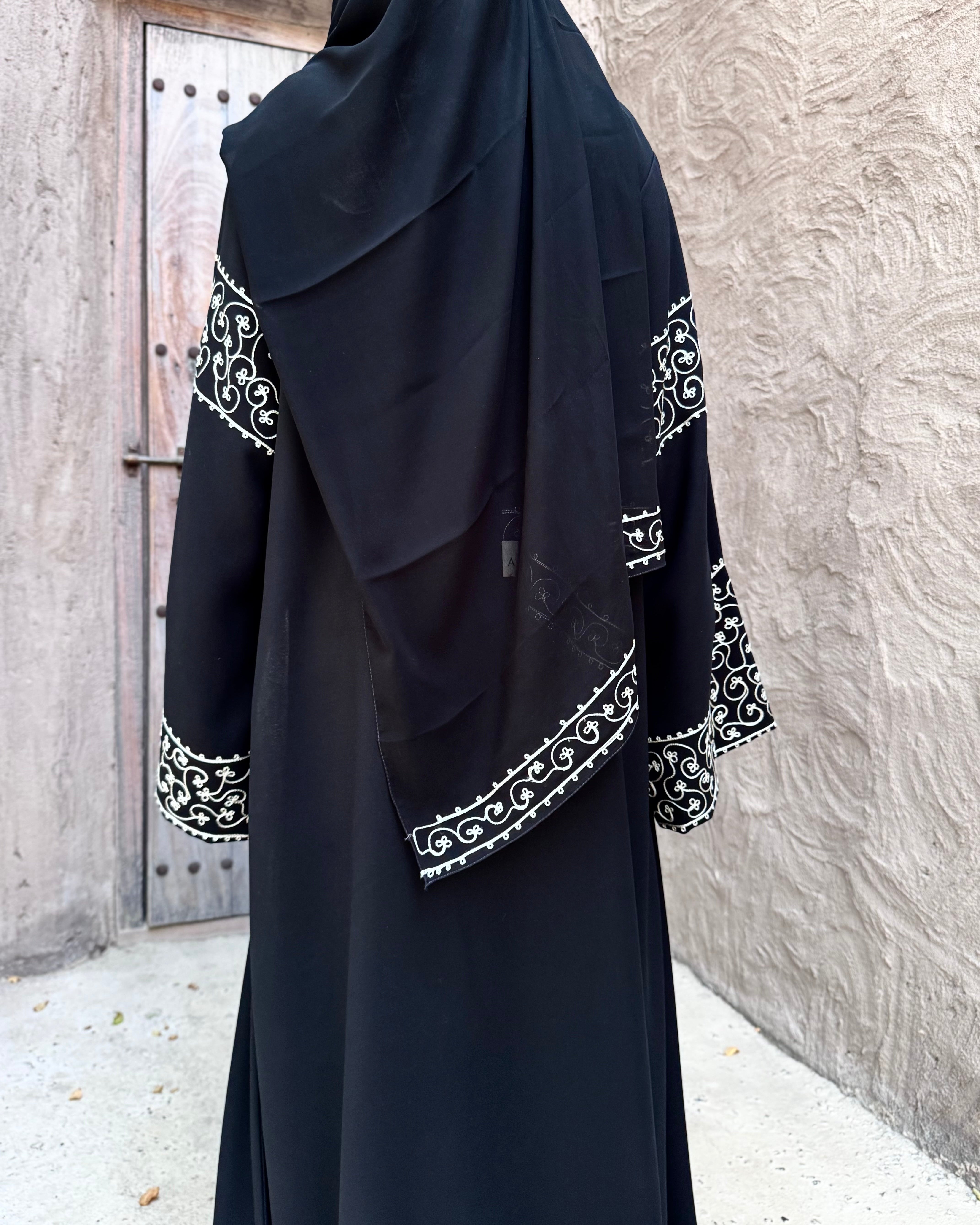 Amira